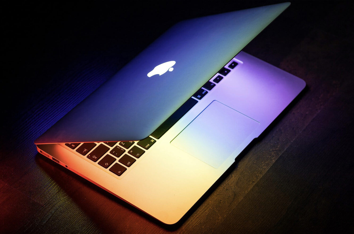 Apple laptop Apple laptop